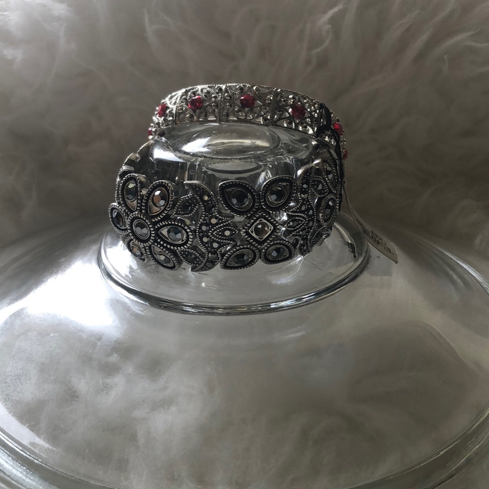 Cookie Lee stretch bracelets